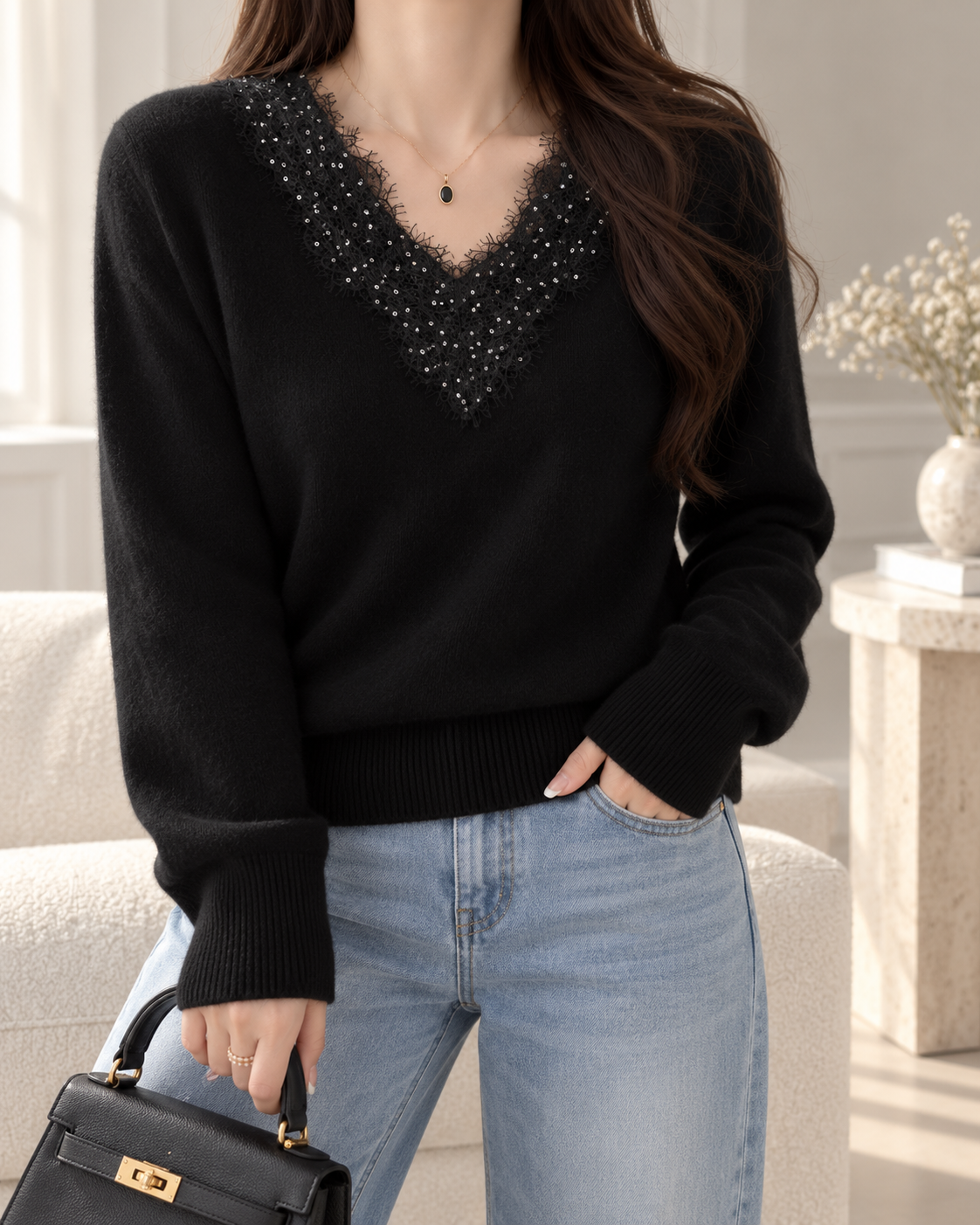 Pull Élise en Maille à Col V Dentelle